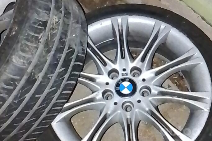 BMW, lietie