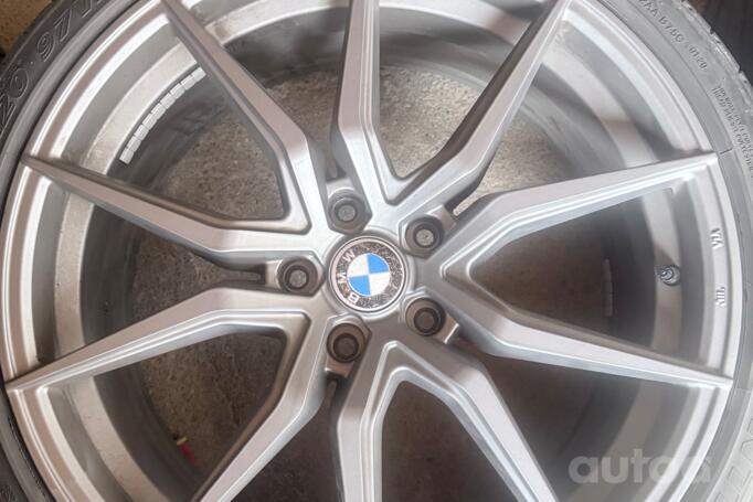 BMW, lietie