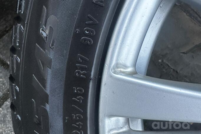 Mercedes benz, lietie