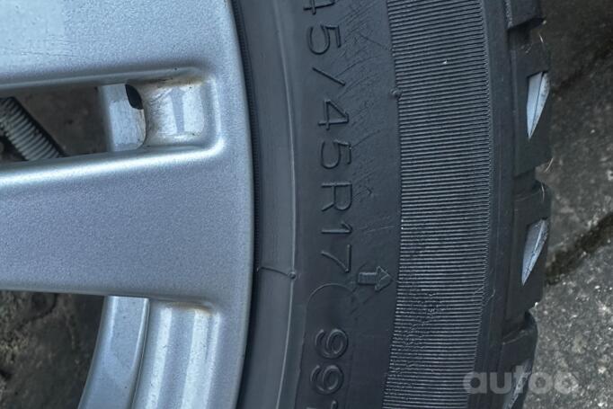 Mercedes benz, lietie