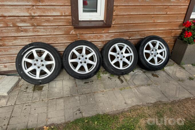 Volvo, lietie