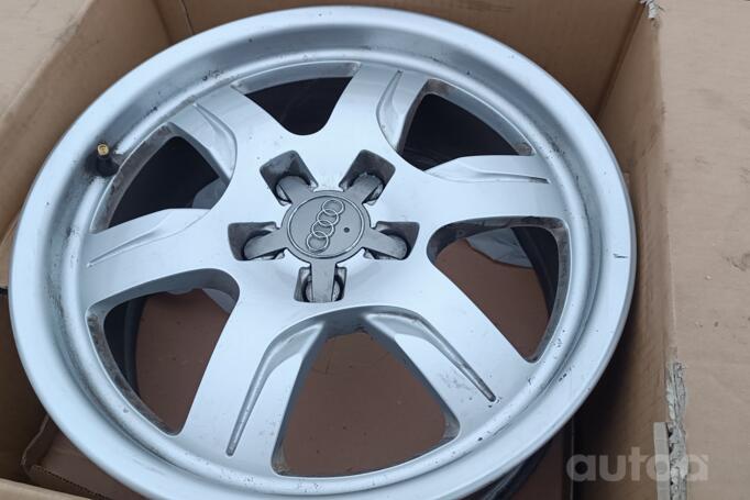 Įvairių masinu, lietie