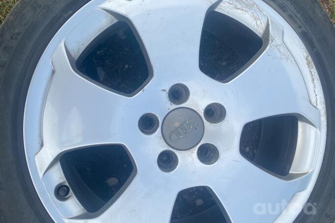 Audi orginalus ratlankiai, lietie