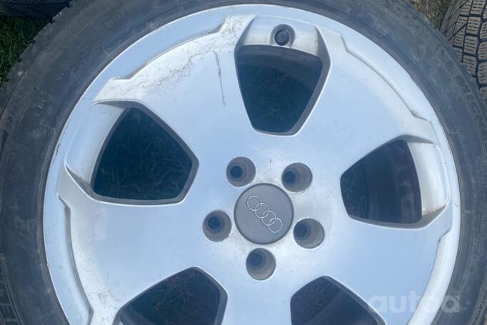 Audi orginalus ratlankiai, lietie