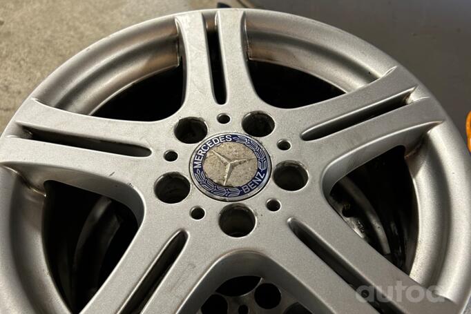 Mercedes-benz, lietie