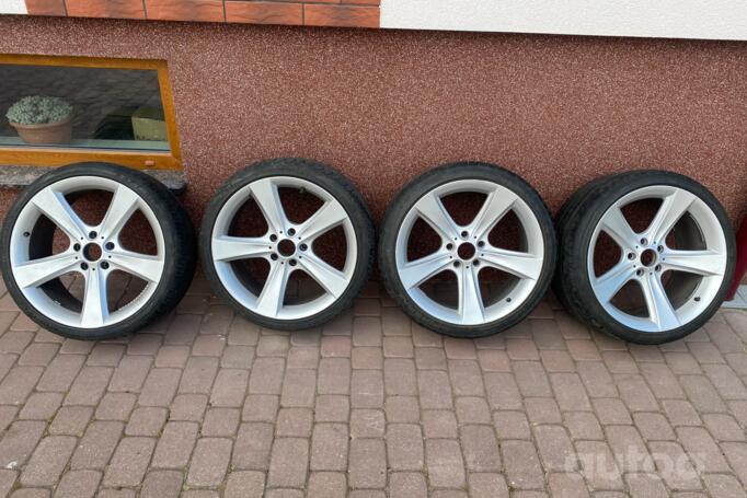 BMW, lietie