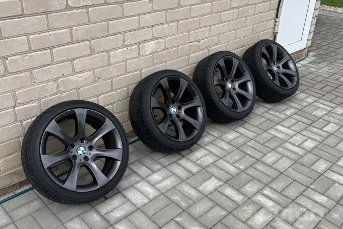 BMW, lietie