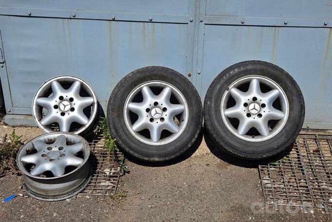 Mercedes Benz, lietie