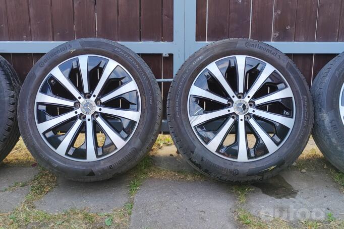 Mercedes Benz, lietie