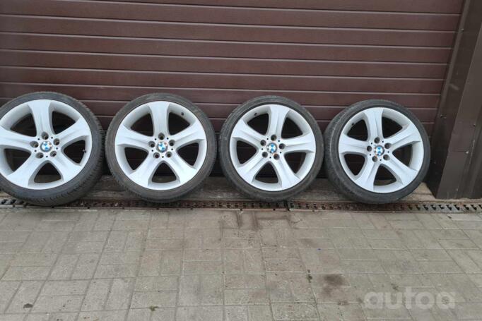BMW, lietie