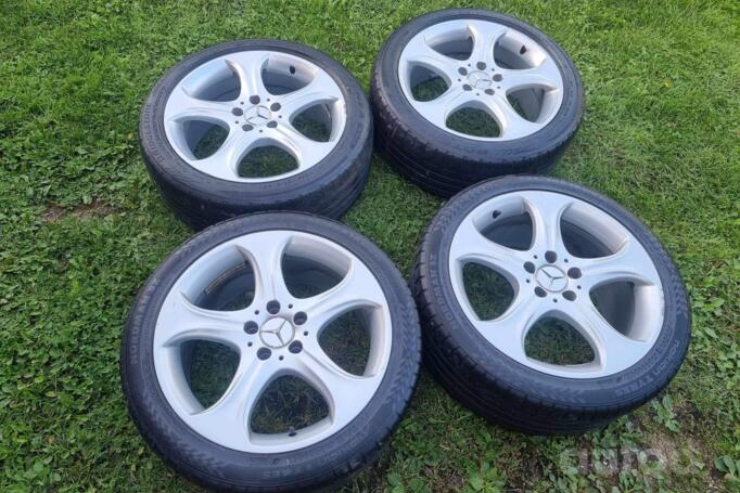 Mercedes-Benz, lietie