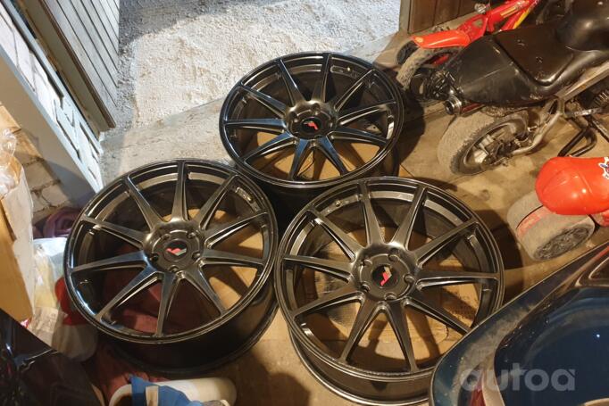 Japan Racing JR11, lietie