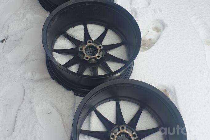 Japan Racing JR11, lietie