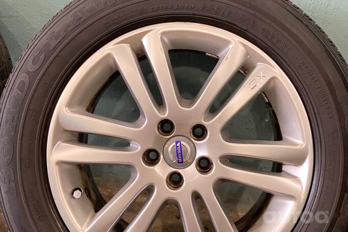 VOLVO, lietie