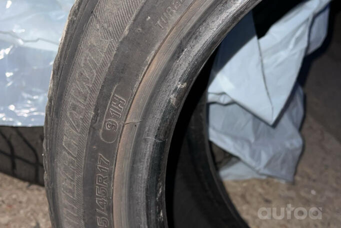 TUBELESS