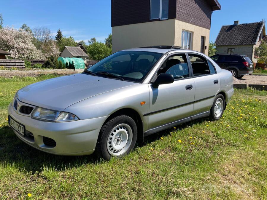 Mitsubishi Carisma 1 generation Liftback