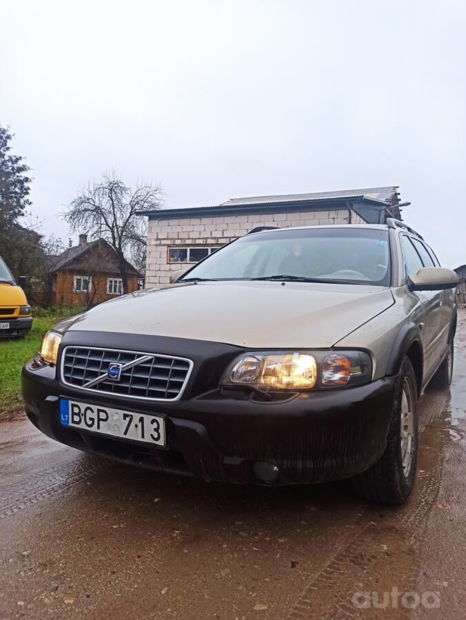 Volvo XC70 2 generation wagon