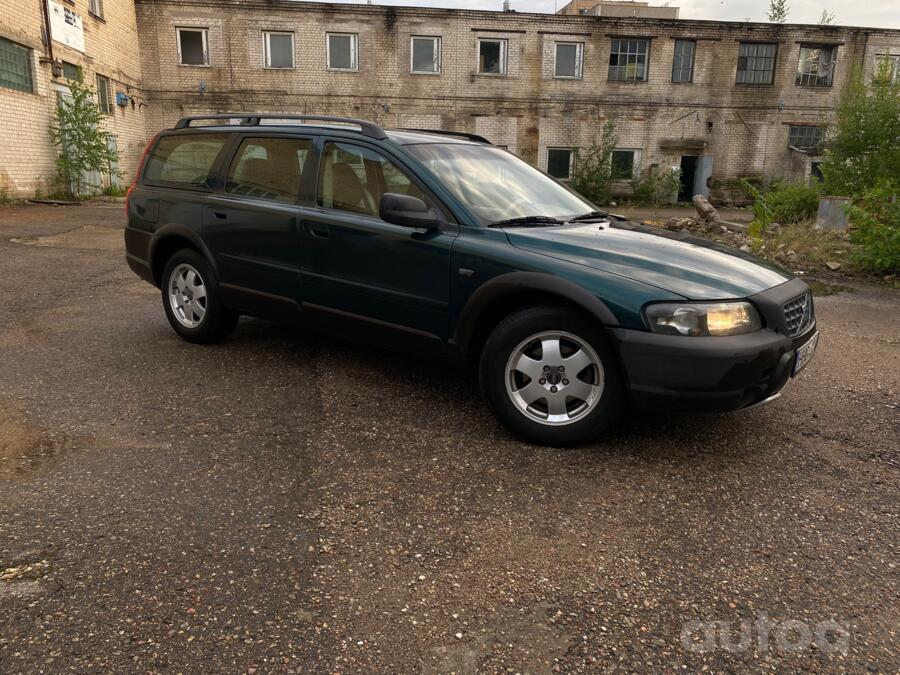Volvo XC70 2 generation wagon