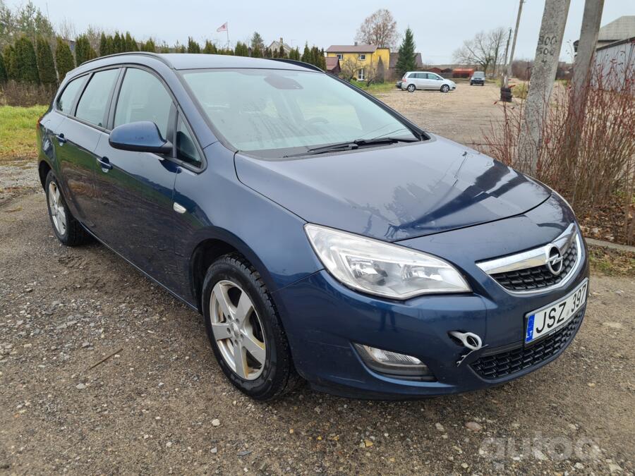 Opel Astra J [restyling] Sports Tourer wagon 5-doors