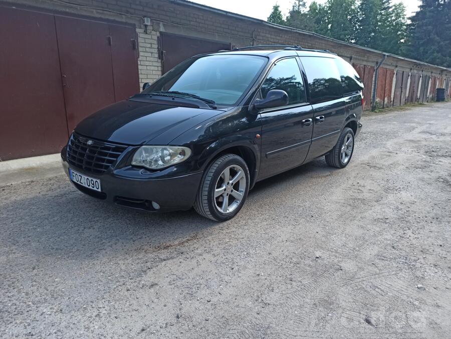 Chrysler Voyager 4 generation [restyling] Minivan