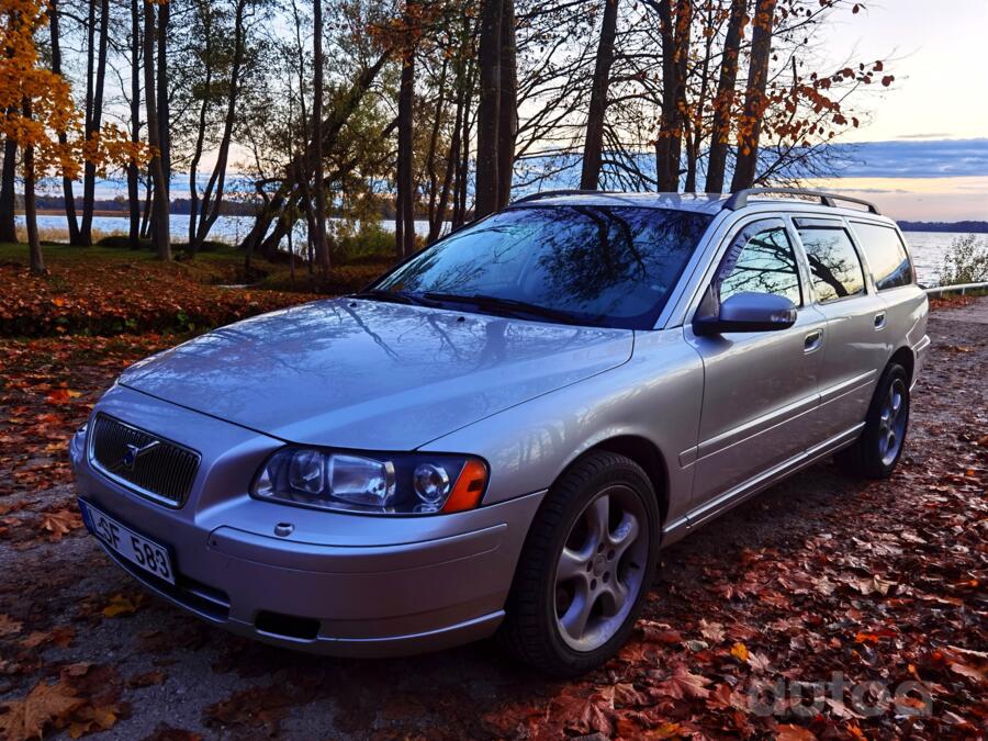 Volvo V70 2 generation [restyling] wagon 5-doors
