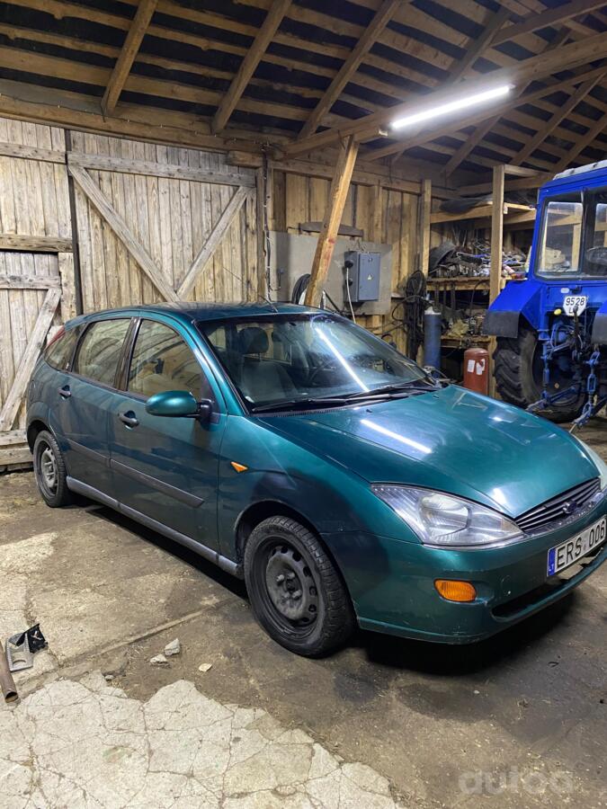 Ford Focus 1 generation Hatchback 5-doors