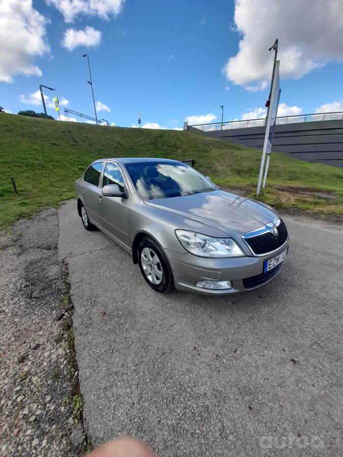 Skoda Octavia 2 generation [restyling] Liftback 5-doors