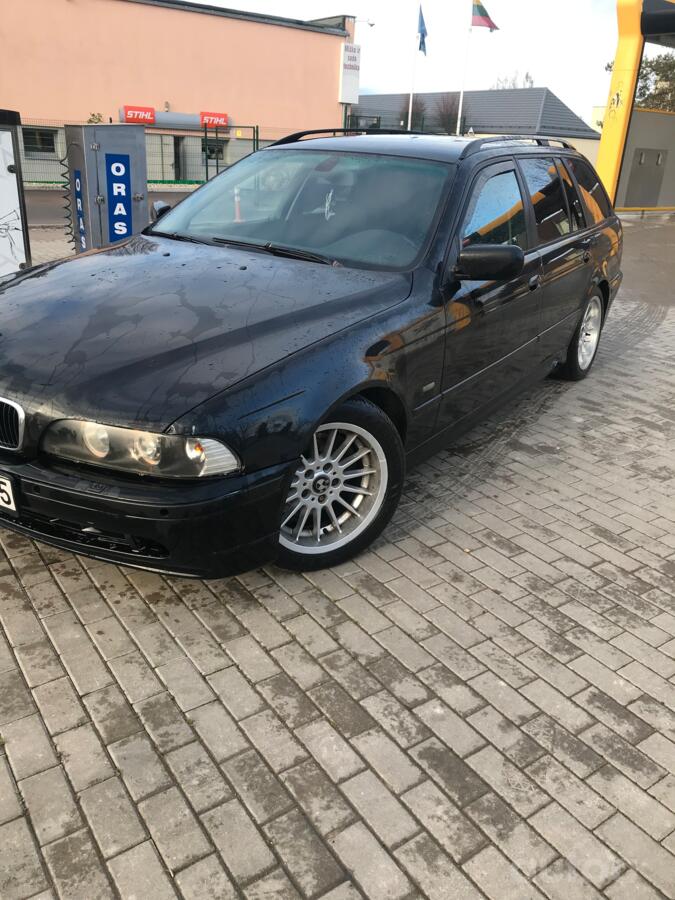 BMW 5 Series E39 Touring wagon