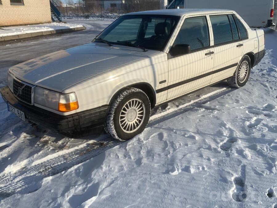Volvo 940 1 generation Sedan