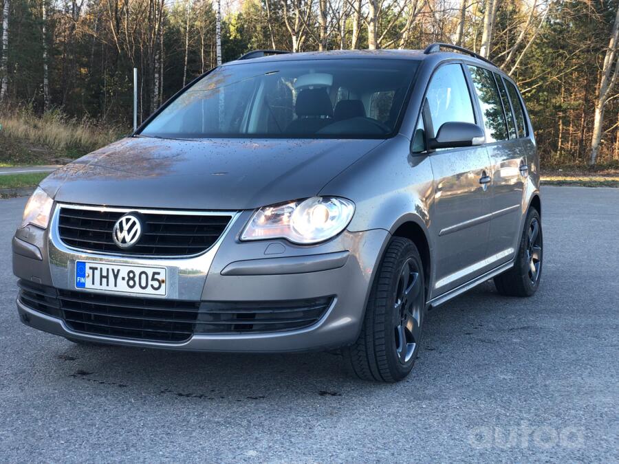 Volkswagen Touran 1 generation [restyling] Minivan 5-doors