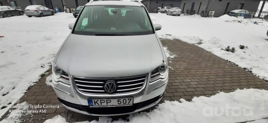 Volkswagen Touran 1 generation [restyling] Minivan 5-doors