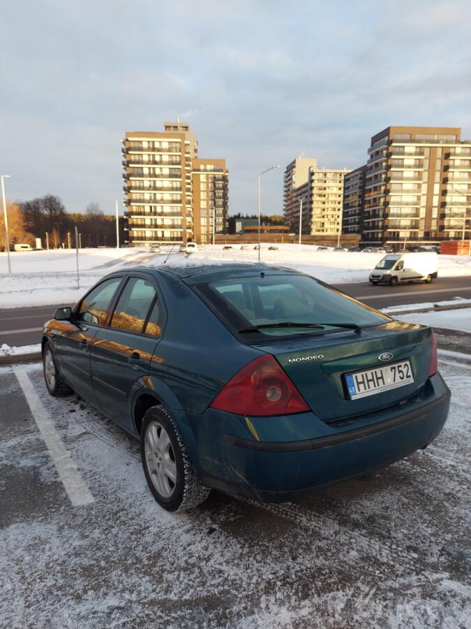 Ford Mondeo 3 generation Liftback