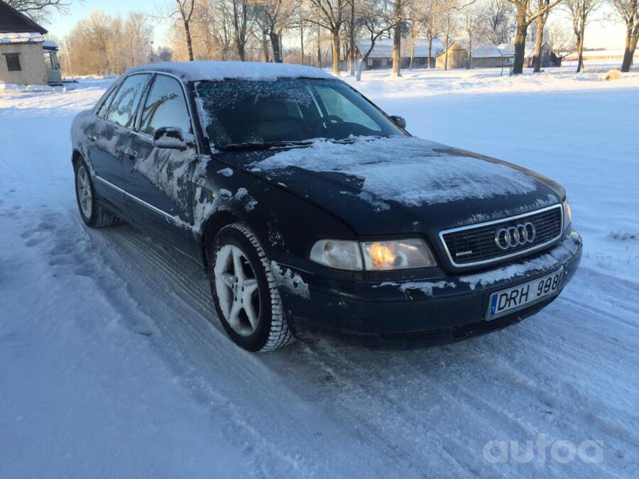 Audi A8 D2/4D Sedan 4-doors