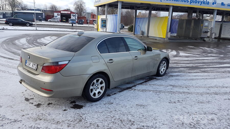 BMW 5 Series E60/E61 Sedan