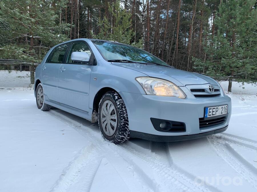Toyota Corolla E120 Hatchback 5-doors