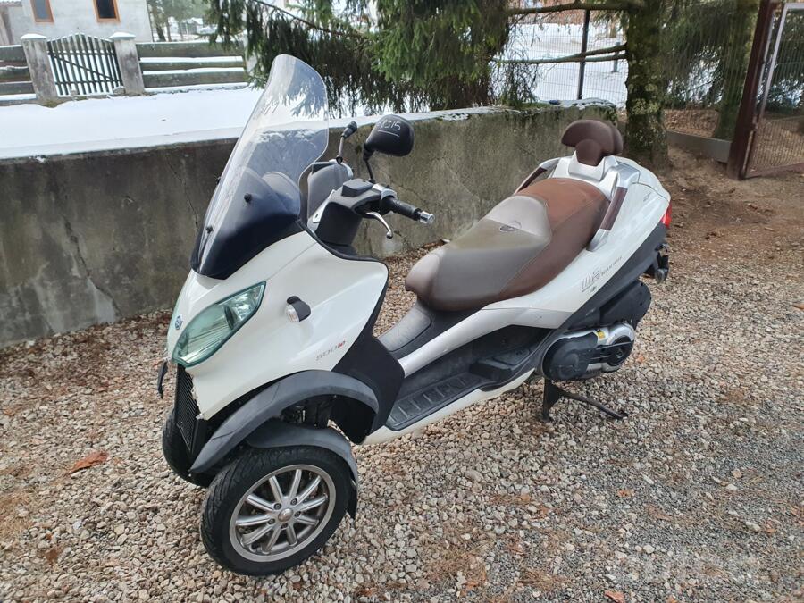 Piaggio MP3