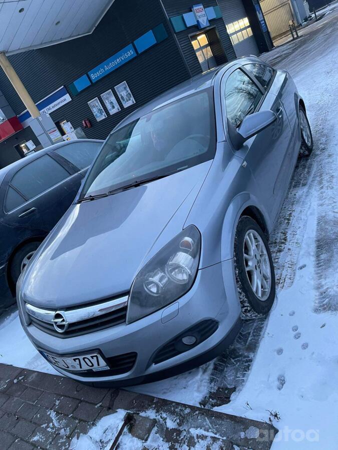 Opel Astra H Hatchback