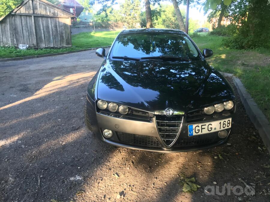 Alfa Romeo 159 1 generation Sedan