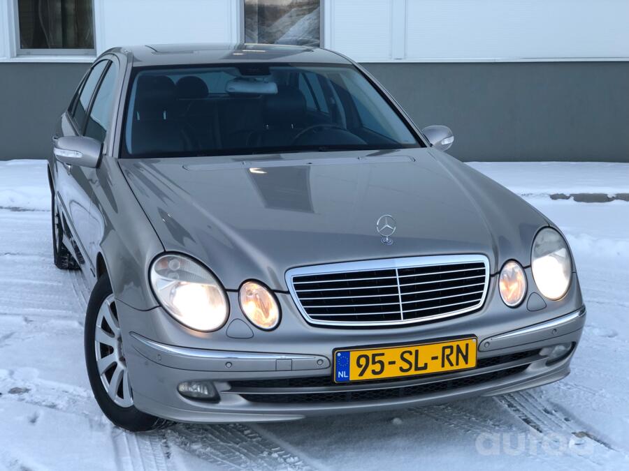 Mercedes-Benz E-Class W211 Sedan