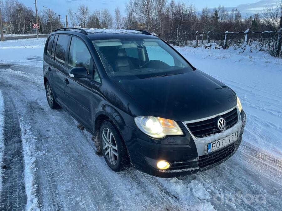 Volkswagen Touran 1 generation [restyling] Minivan 5-doors