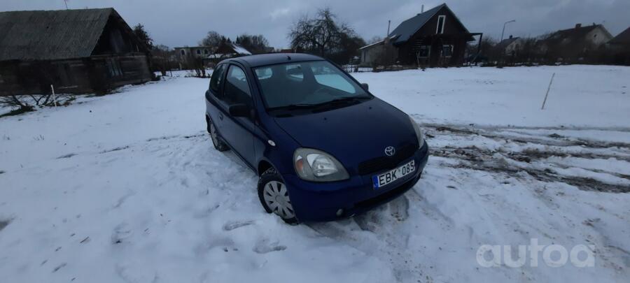 Toyota Yaris 1 generation