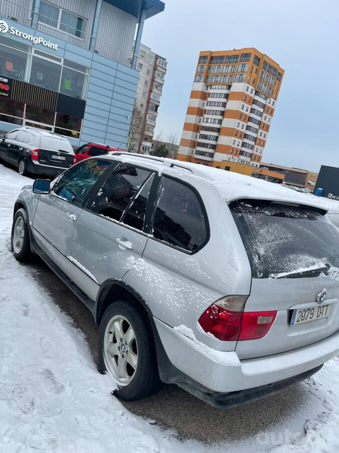 BMW X5 E53 Crossover
