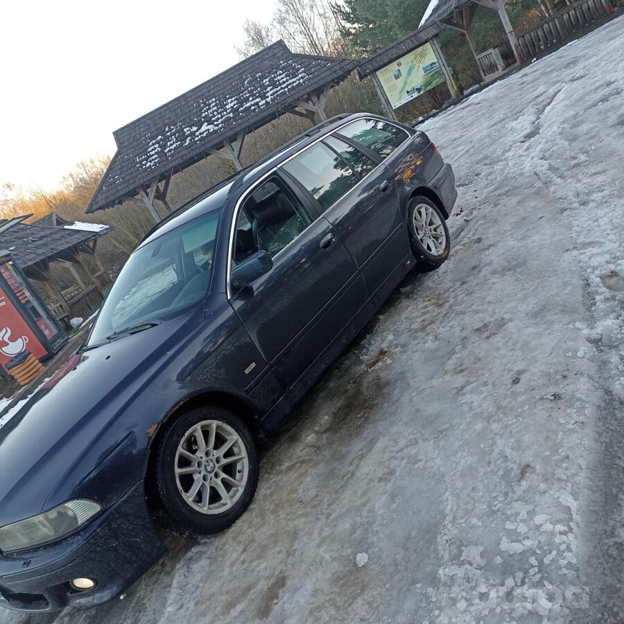 BMW 5 Series E39 Touring wagon