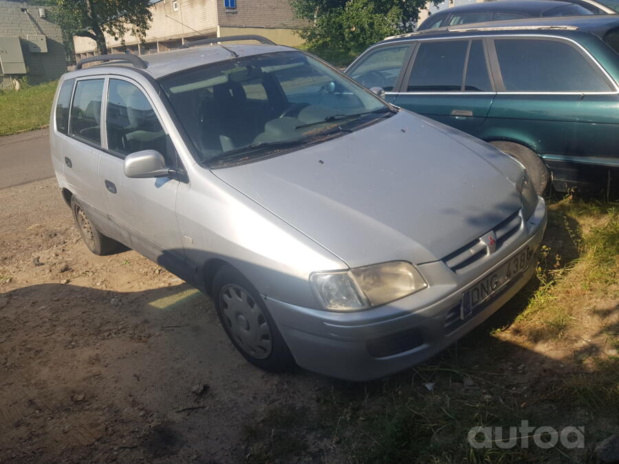 Mitsubishi Space Star 1 generation Minivan
