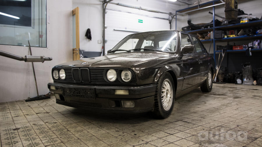 BMW 3 Series E30 [restyling] Sedan