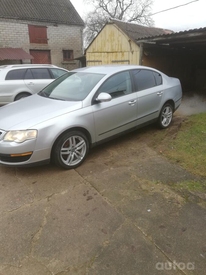 Volkswagen Passat B6 R36 Sedan 4-doors