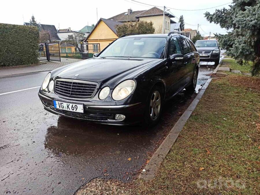 Mercedes-Benz E-Class W211/S211 wagon 5-doors