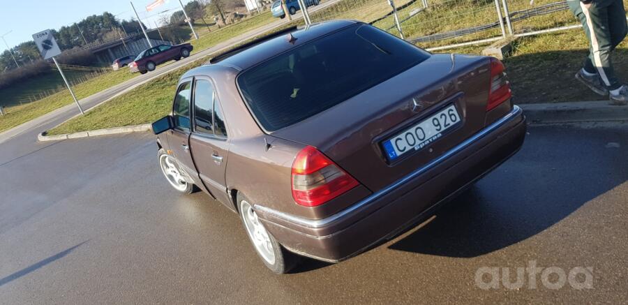 Mercedes-Benz C-Class W202/S202 Sedan