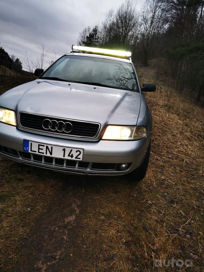 Audi A4 B5 [restyling] Avant wagon 5-doors