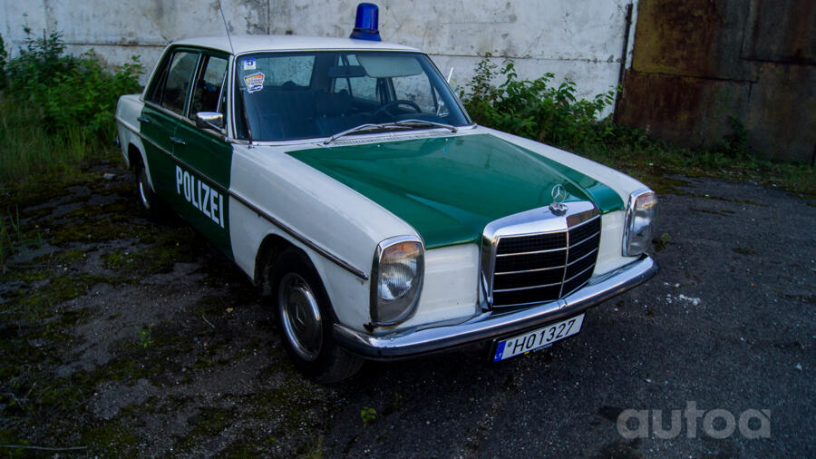 Mercedes-Benz W115 1 generation